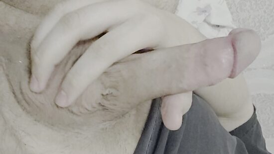 Трогаю своего дружка