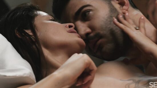 Над бездной стеклянного потолка